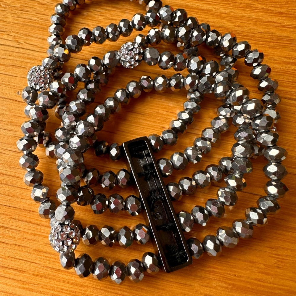 New LIZ Claiborne Versatile Stretch Bracelet